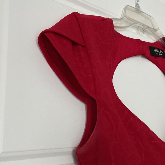 $10 only work once red floral print cocktail dress! - Picture 4 of 11